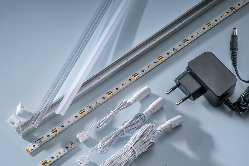 Zubehör für LED Streifen wie Kabel Klemmen Adapter